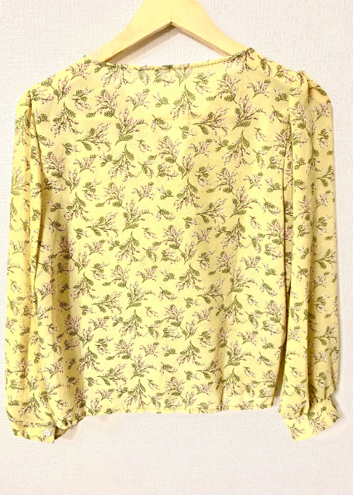花柄シフォンフリルブラウス