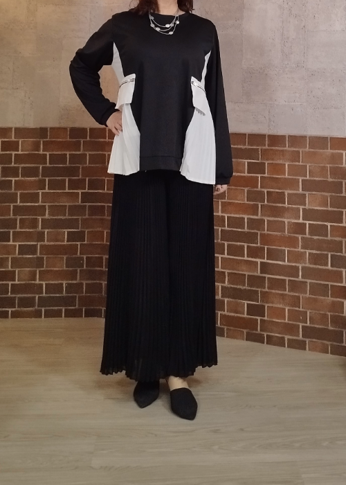 シフォンプリーツ・ワイドパンツ
