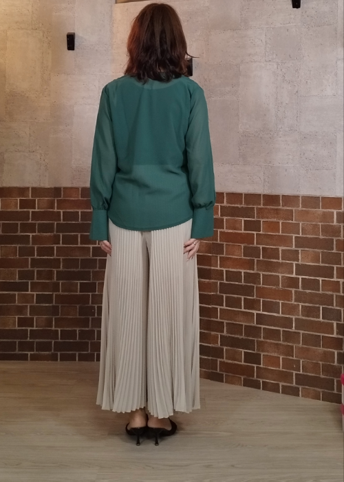 シフォンプリーツ・ワイドパンツ