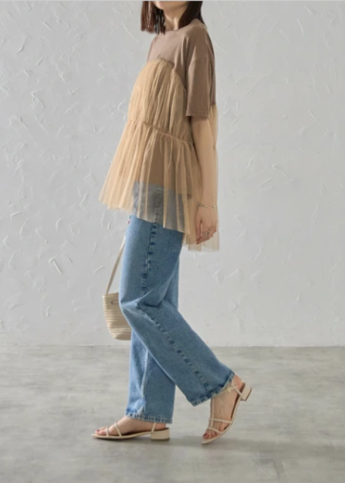 チュールシャーリング・Tシャツ