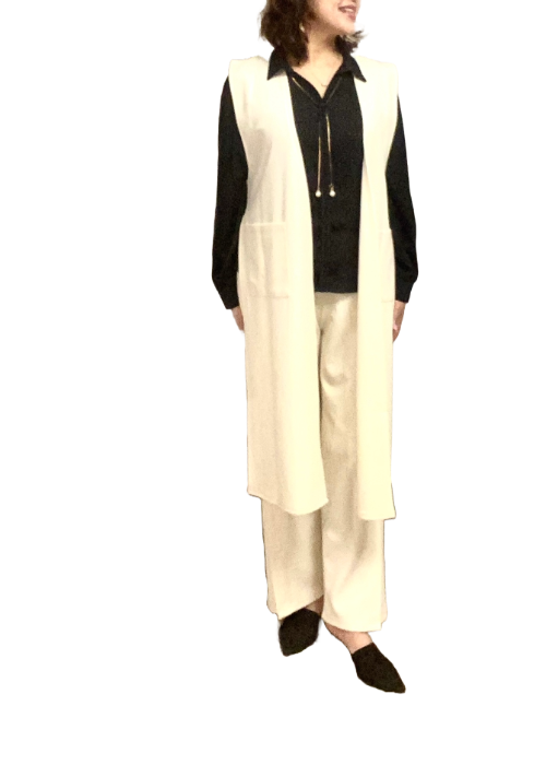 オフwhiteのロングジレ