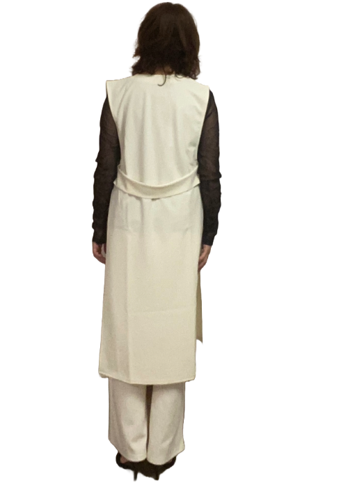 オフwhiteのロングジレ