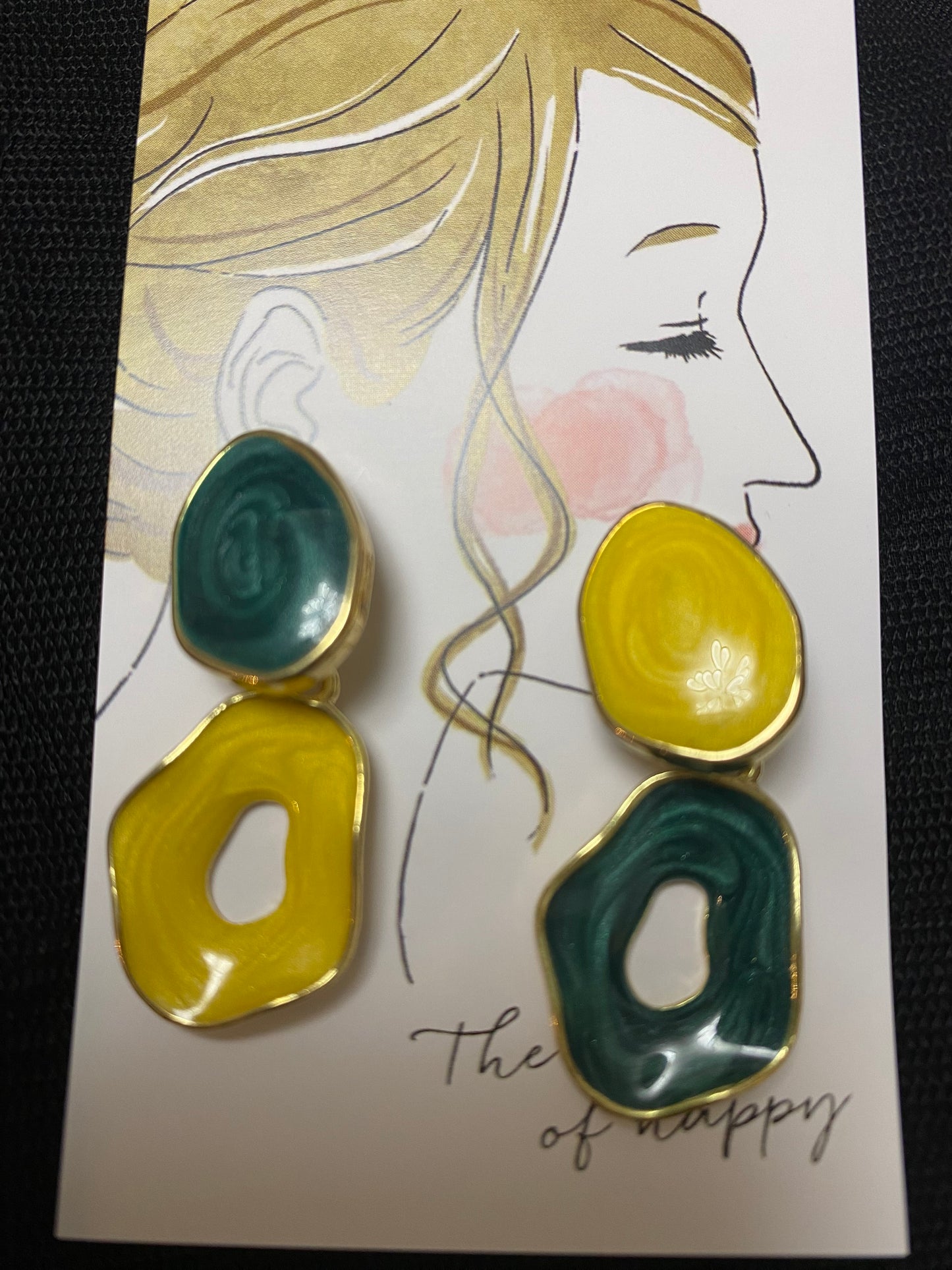 Yellow ×greenピアス