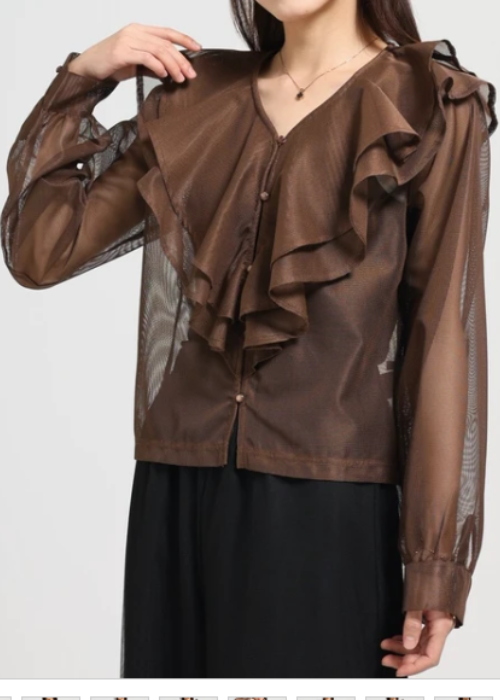 シアーラッフルブラウス