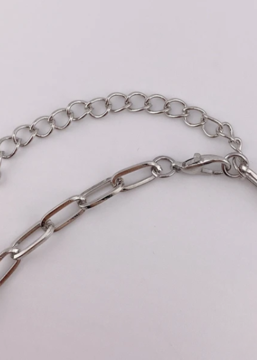 変形silverショートＹ字ネックレス