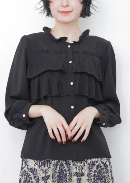 フリルプリーツブラウス