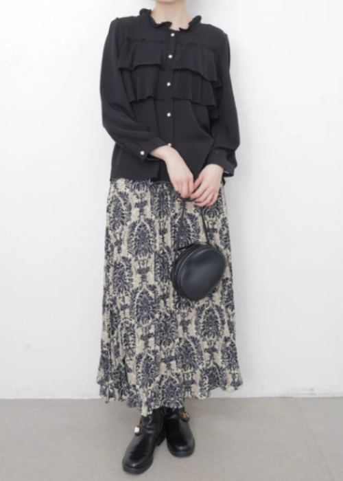 フリルプリーツブラウス