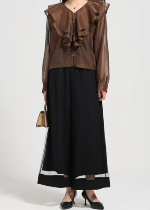 シアーラッフルブラウス