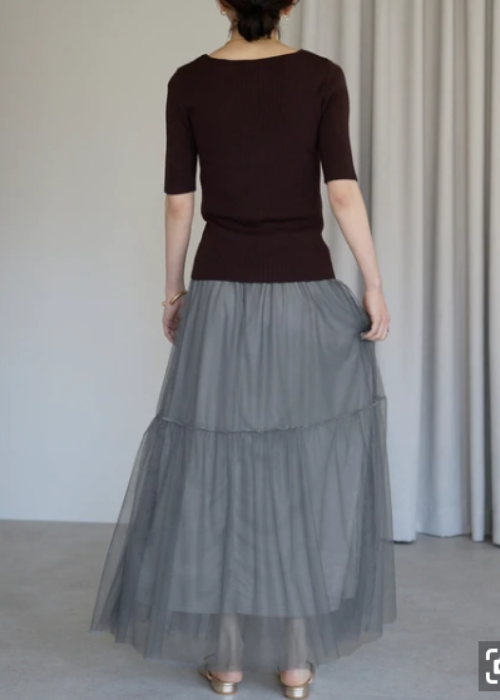 チュール重ねスカート