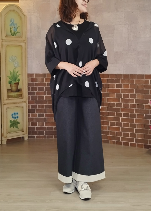 シフォン・ドットビッグブラウス