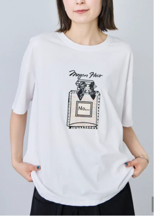 パヒュームパールデコデザインTシャツ