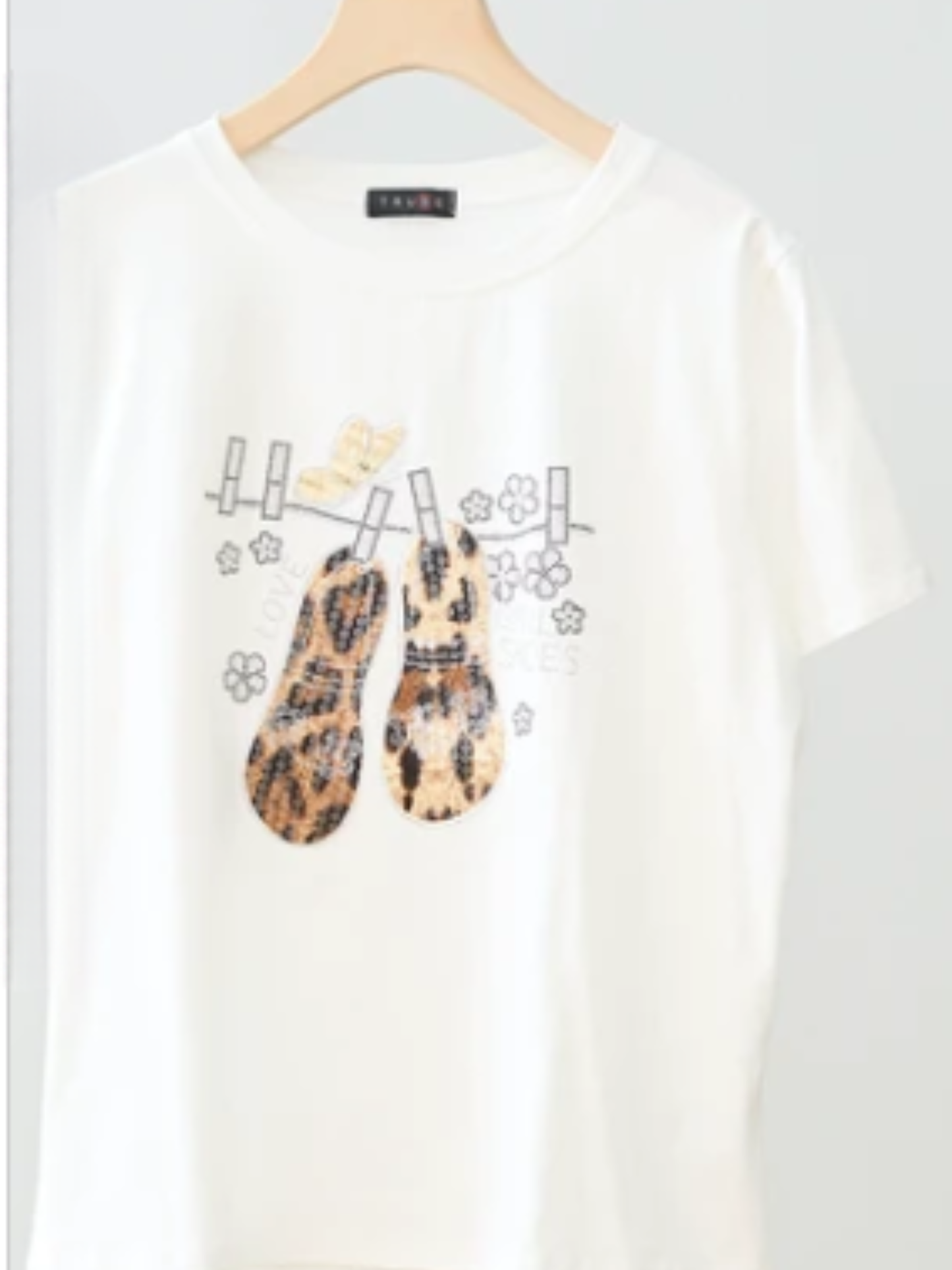レパードシューズ柄キラキラTシャツ