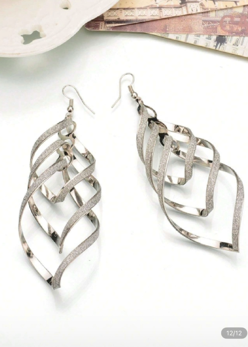 シルバー ねじれリボン ピアス