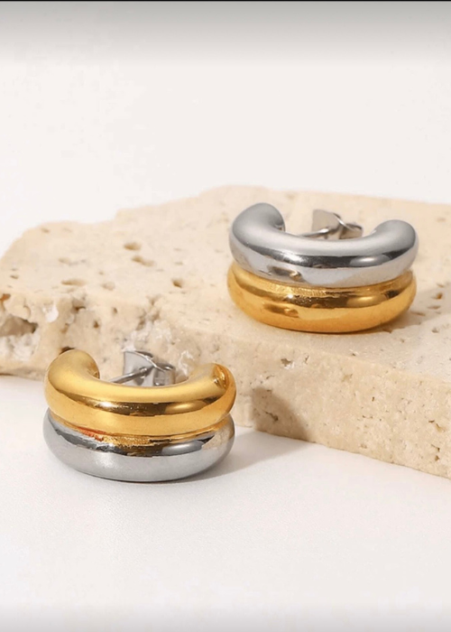silver×goldのC字型ピアス