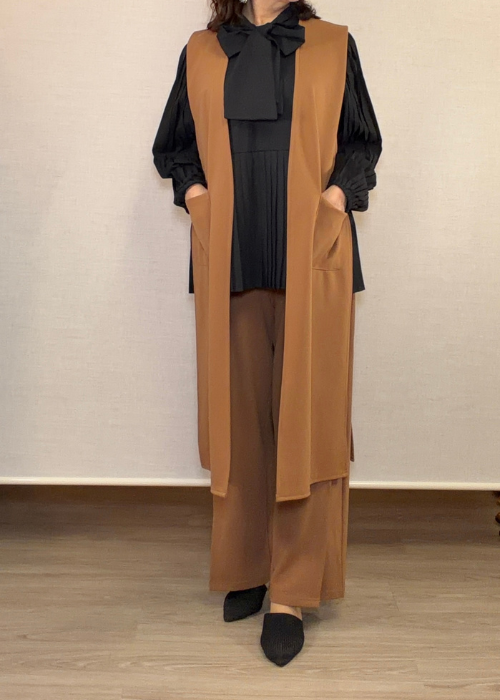 オケージョンロングジレパンツセットアップ(camel）