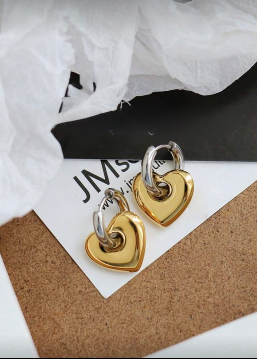 goid×silverのハート型ピアス