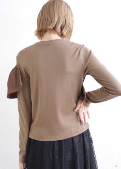 異素材フリル長袖トップス