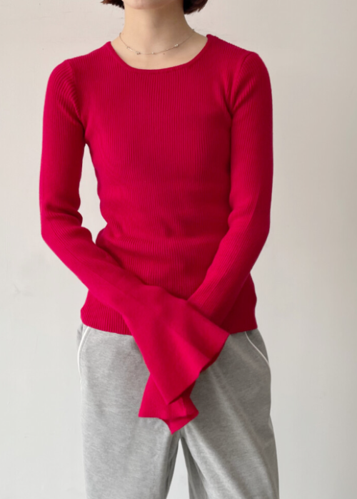 クール袖釦付きフレアスリーブプルオーバー