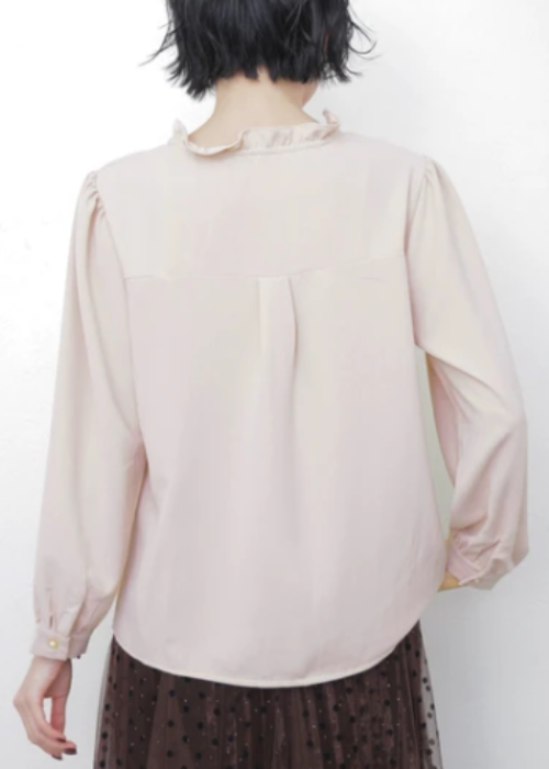 フリルプリーツブラウス