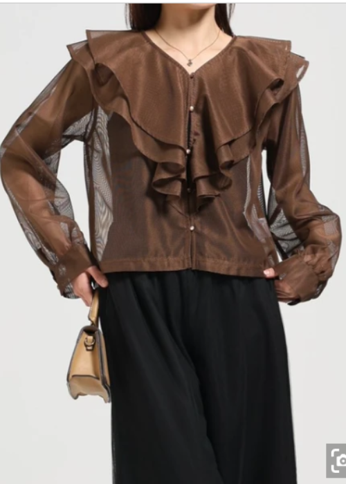 シアーラッフルブラウス