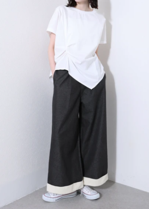裾ロールアップ・デニム風パンツ