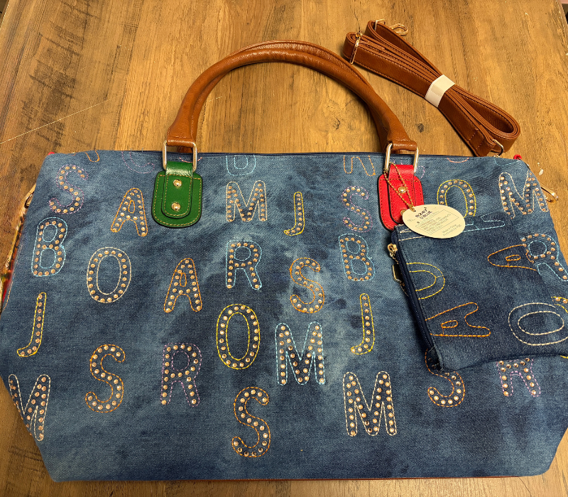 大型デニムバッグ２way(ポーチ付き）