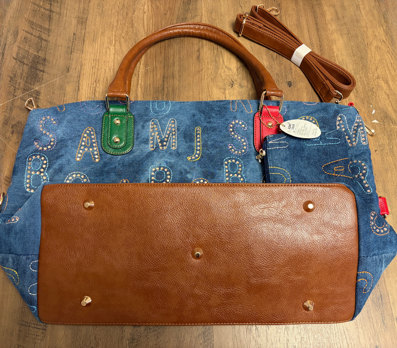 大型デニムバッグ２way(ポーチ付き）