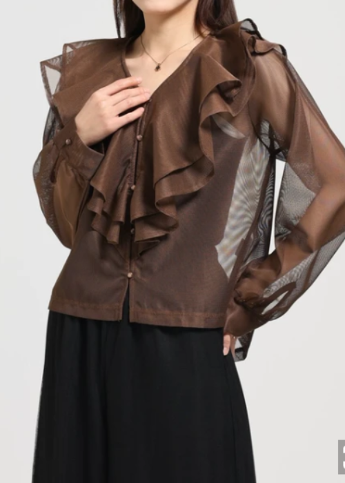 シアーラッフルブラウス