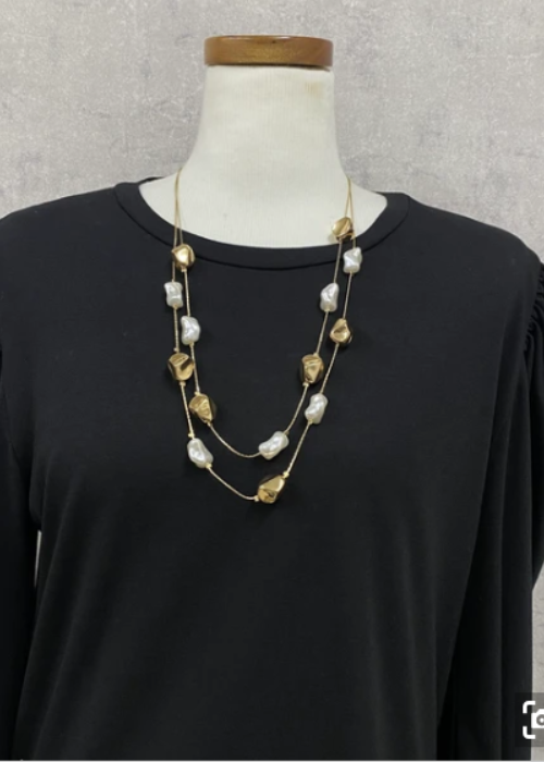 変形フェイクパールデザイン２連ネックレス