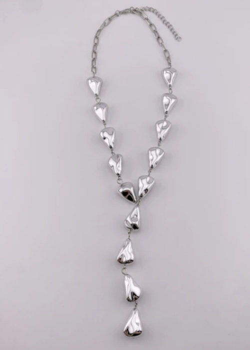 変形silverショートＹ字ネックレス