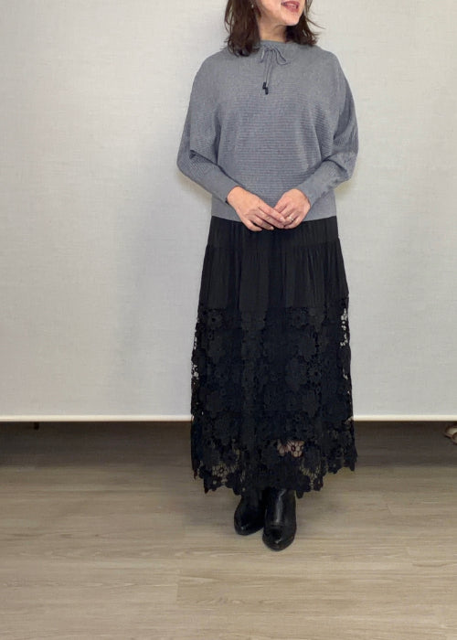 襟元リボンドルマンスリーブセーター